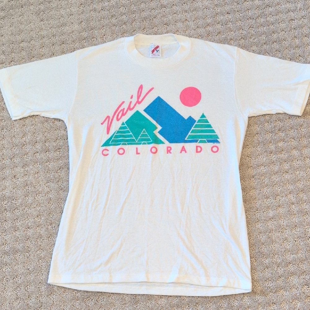 Vintage 1987 Vail Colorado Graphic Tee